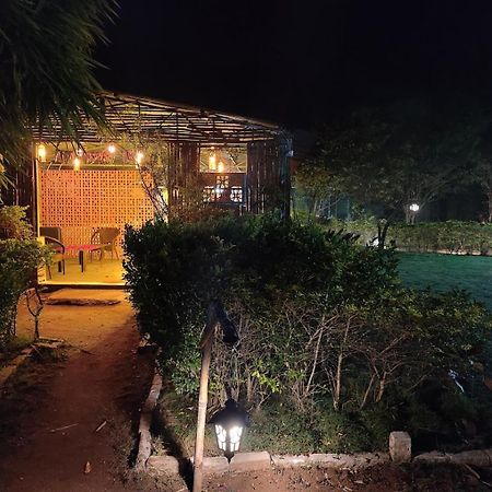 Pench Tiger Trails Resort Khawāsa Exterior foto
